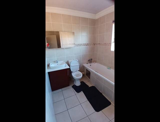 3 BEDROOM TOWNHOUSE FOR SALE IN ANNLIN